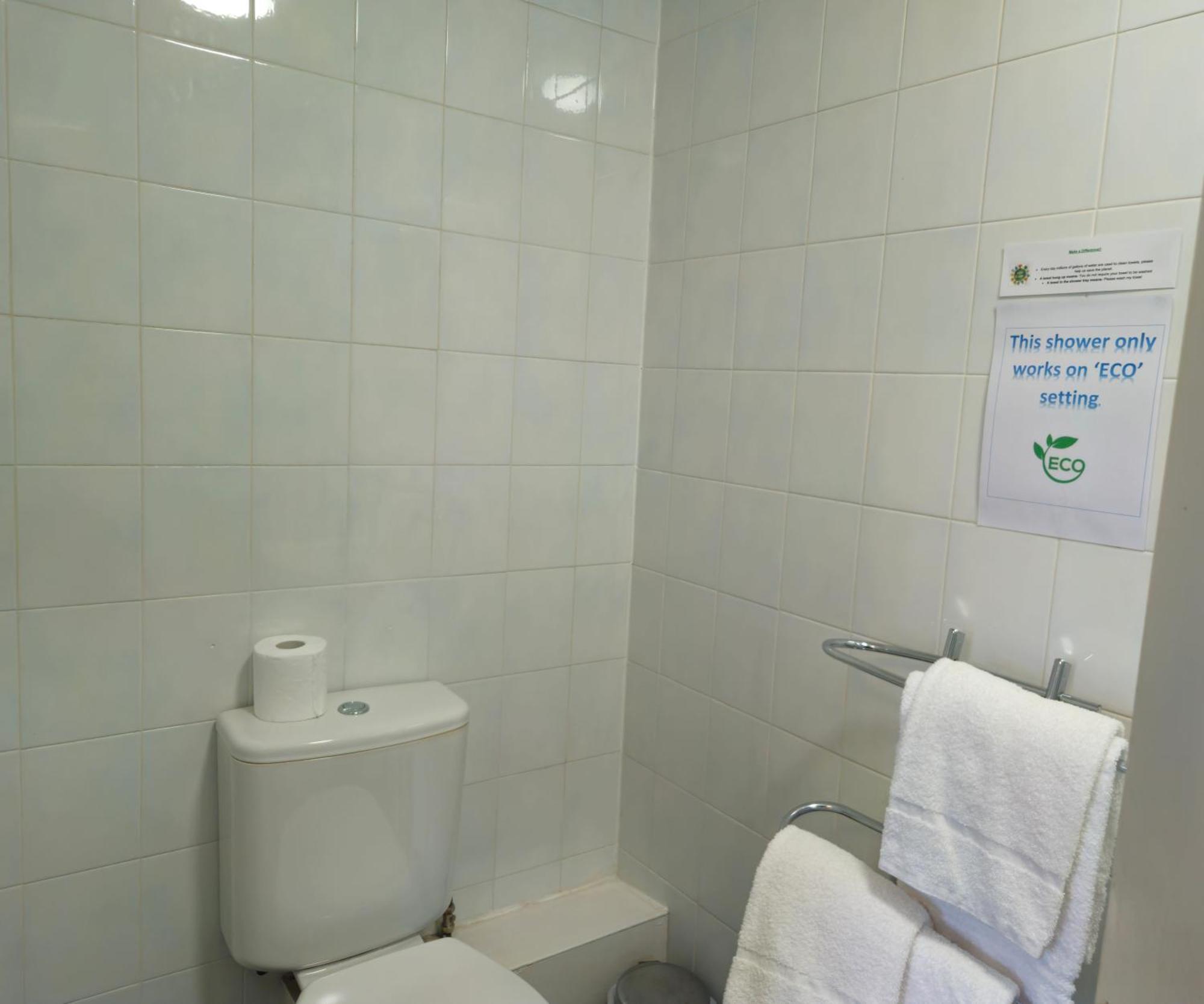 The County Hotel - Self Check-In, Ultra Fast Wi-Fi, Free Parking, Central Location Selkirk Ngoại thất bức ảnh