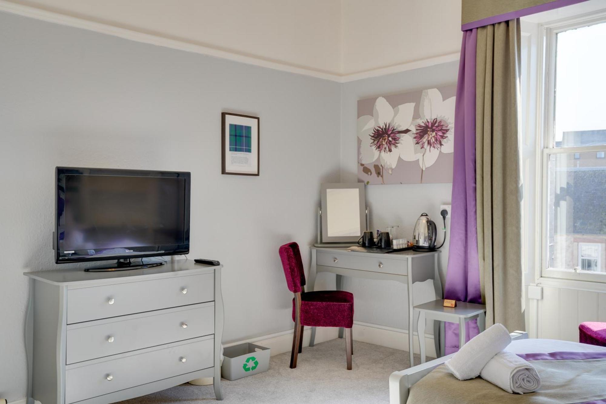 The County Hotel - Self Check-In, Ultra Fast Wi-Fi, Free Parking, Central Location Selkirk Ngoại thất bức ảnh