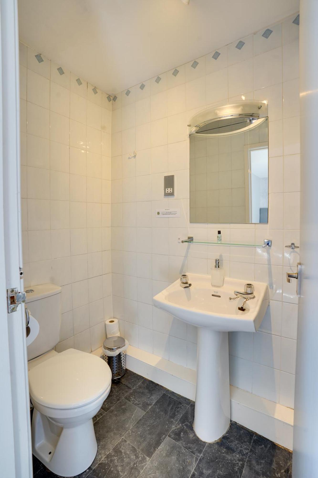 The County Hotel - Self Check-In, Ultra Fast Wi-Fi, Free Parking, Central Location Selkirk Ngoại thất bức ảnh